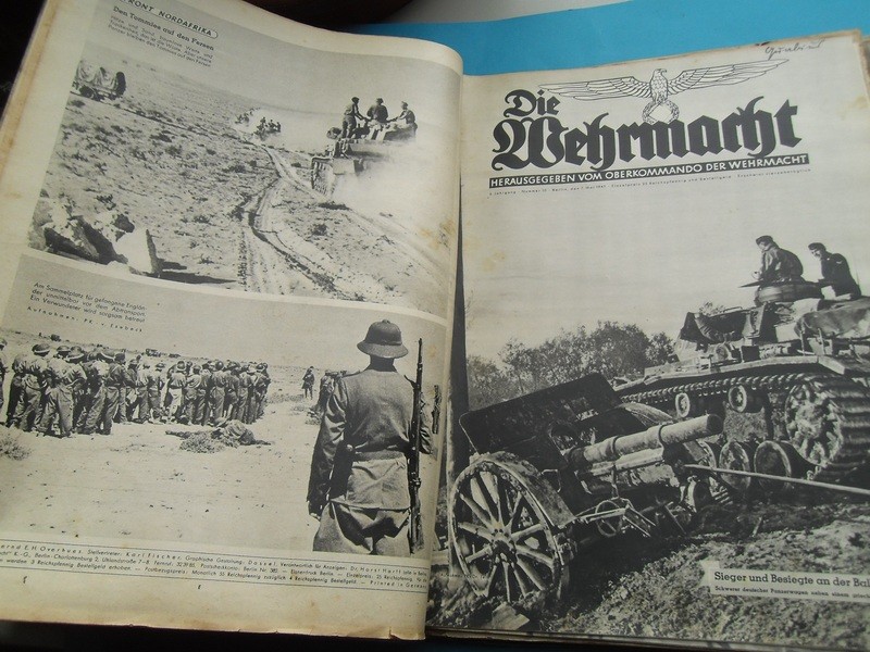 DIE WEHRMACHT 1941 ORG. SAMMELMAPPE 20 ZEITUNGEN